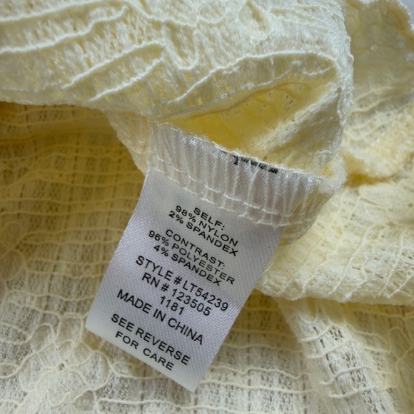 Heart N Hips Puff Sleeve Top Cottagecore Coquette Lace Size XL Butter Yellow - Picture 5 of 9